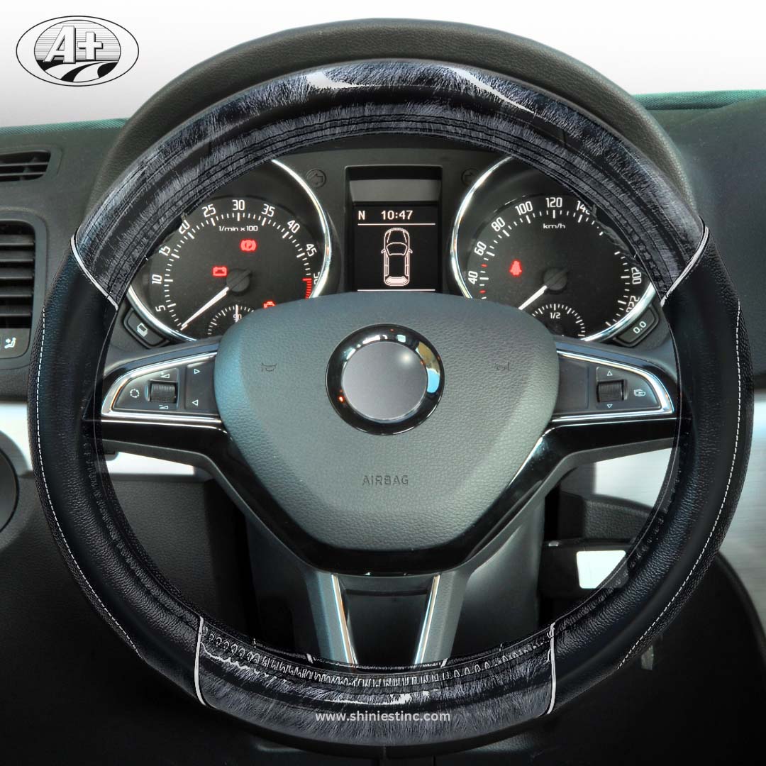 Woodgrain Steering Wheel Cover for Trucks with 45cm Universal Fit