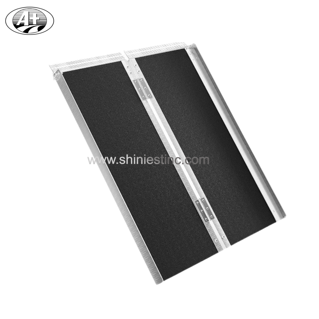 Portable Non-Slip Aluminum Folding Suitcase Ramp for Wheelchair Accessibility